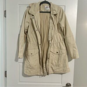 Women’s tan field jacket